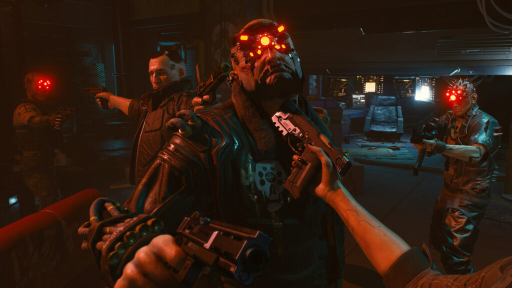 In Cyberpunk 2077 hast du die Möglichkeit, dein Aussehen und deine Rüstung individuell anzupassen. Du kannst Kleidung, Waffen und andere Gegenstände entweder kaufen oder finden.