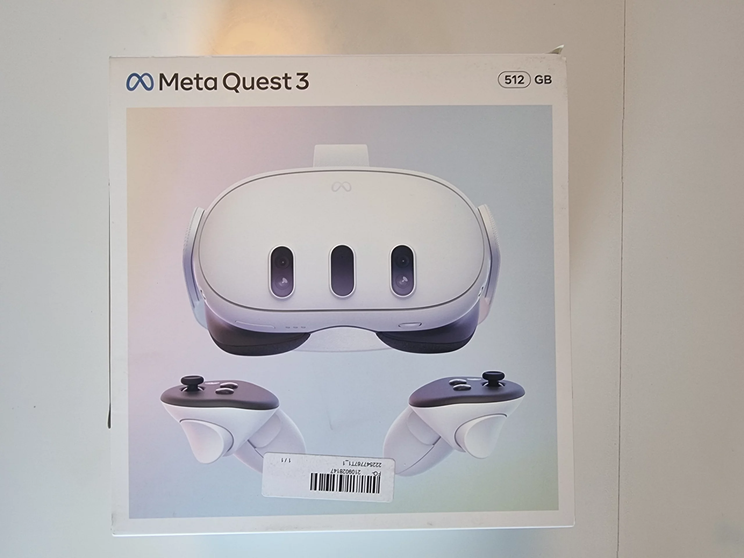 Das VR Headset Meta Quest 3 in der Verpackung