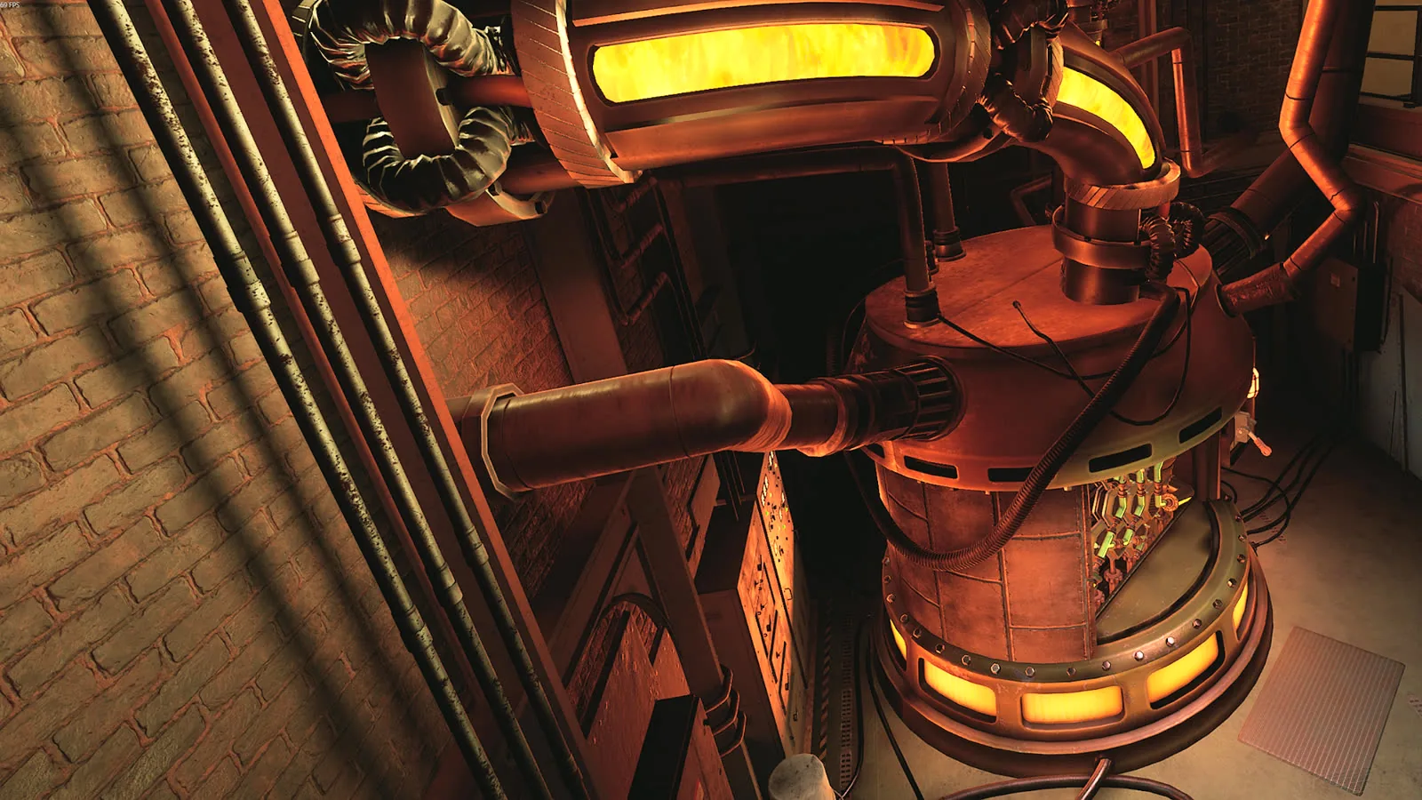 Secret of the Mimic in VR: Maschinenraum mit glühender Anlage und Rohrleitungen